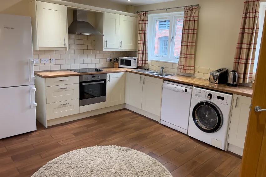 Fully Fitted Kitchen