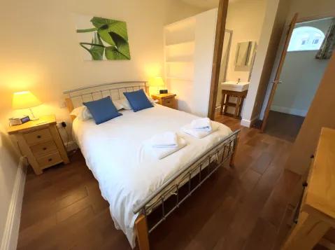 Main Bedroom with ensuite shower