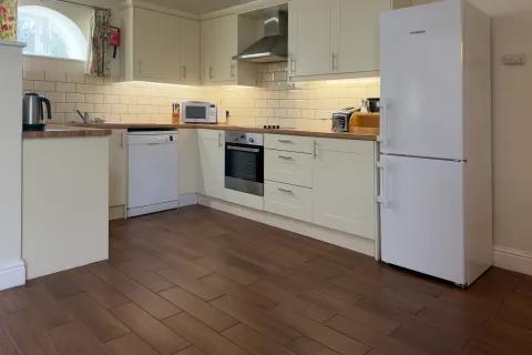 Fulled fitted kitchen