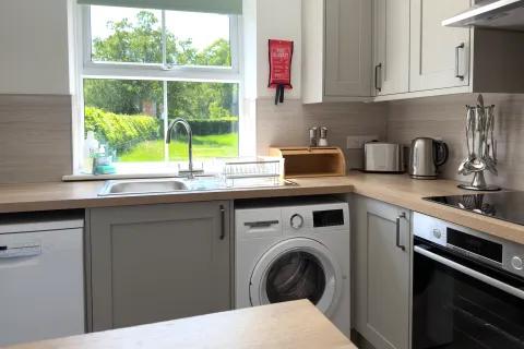 Stables Cottage Kitchen Appliances