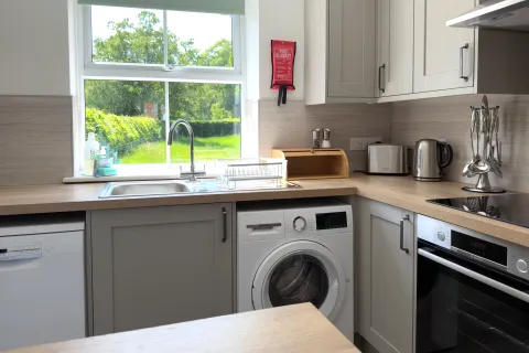 Stables Cottage Kitchen Appliances