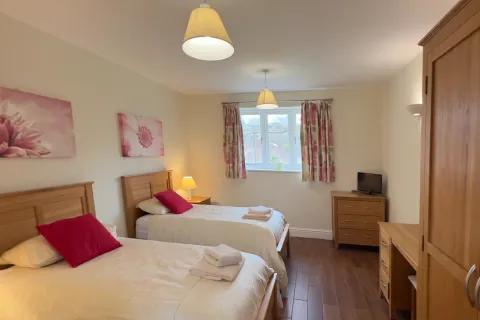 Twin bedroom with all linen providedoom